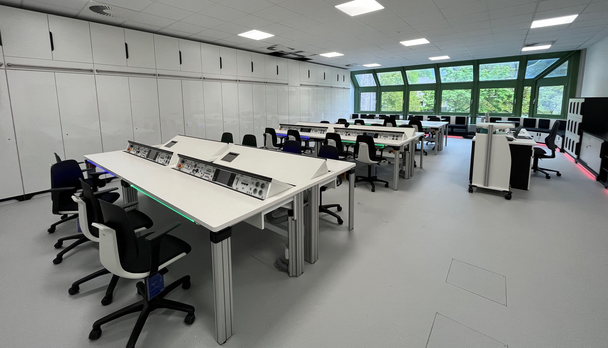 20028481dd442419a2262080545f16e0821affde